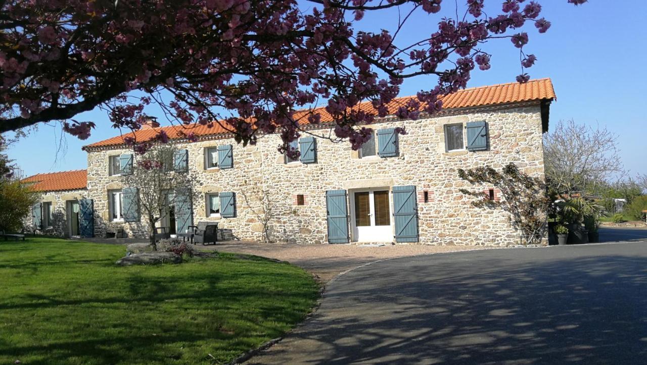 Bed and Breakfast Le Chiron de la Roche à La Verrie Extérieur photo